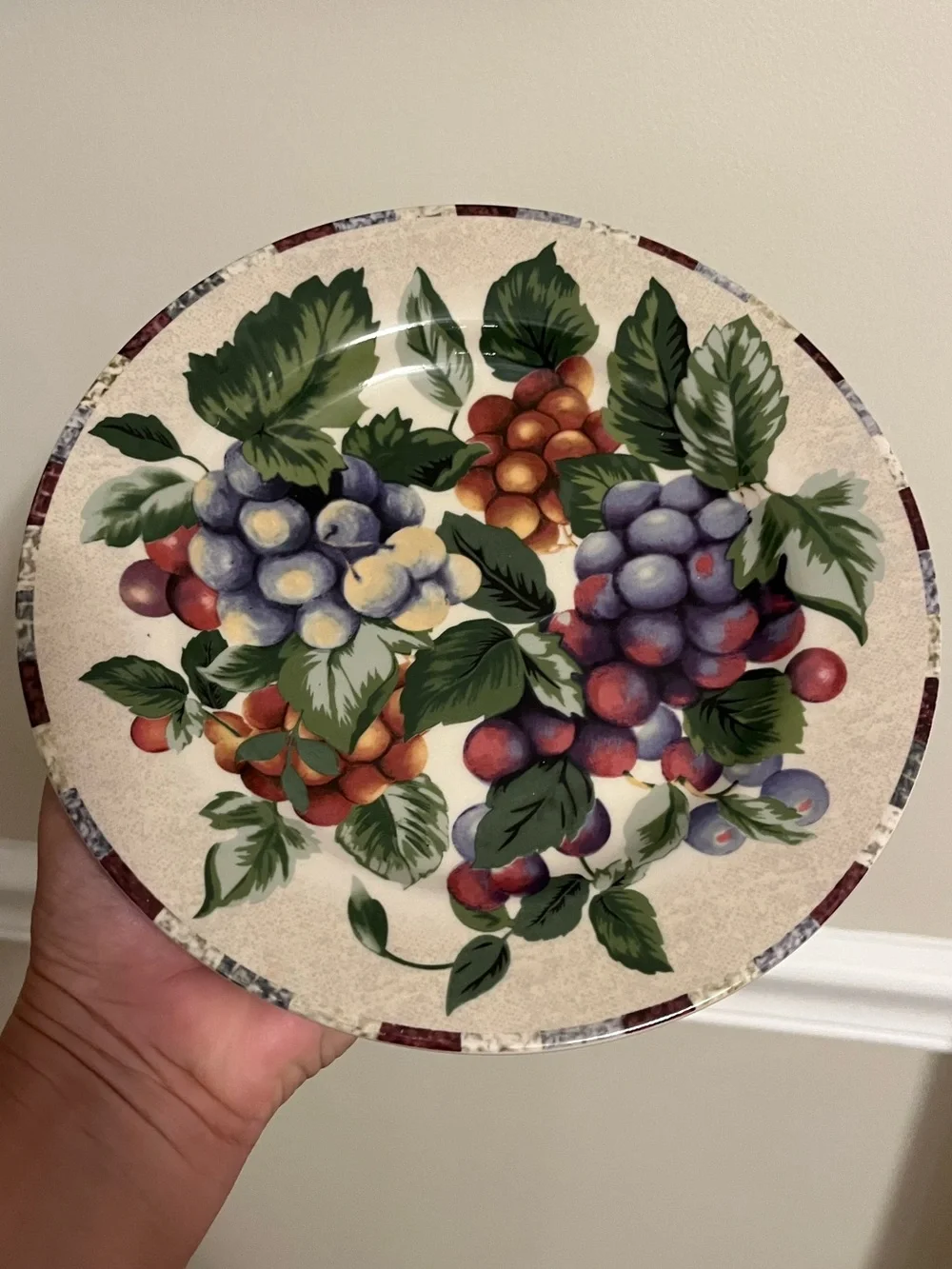Sakura Oneida Grape Motif 8” Salad Plate